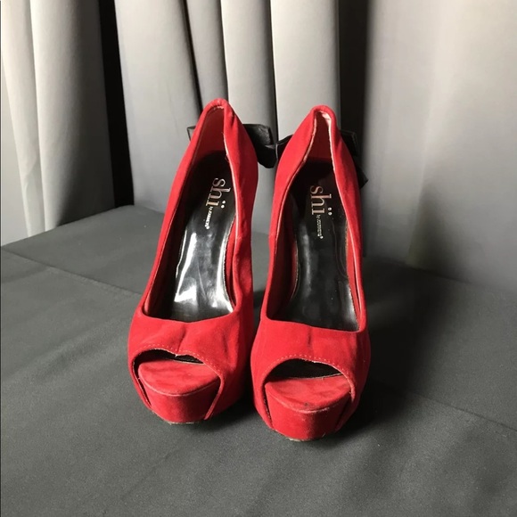 WOMENS Shi RED/BLACK Platform Heels SZ 5.5_477 - Picture 5 of 5